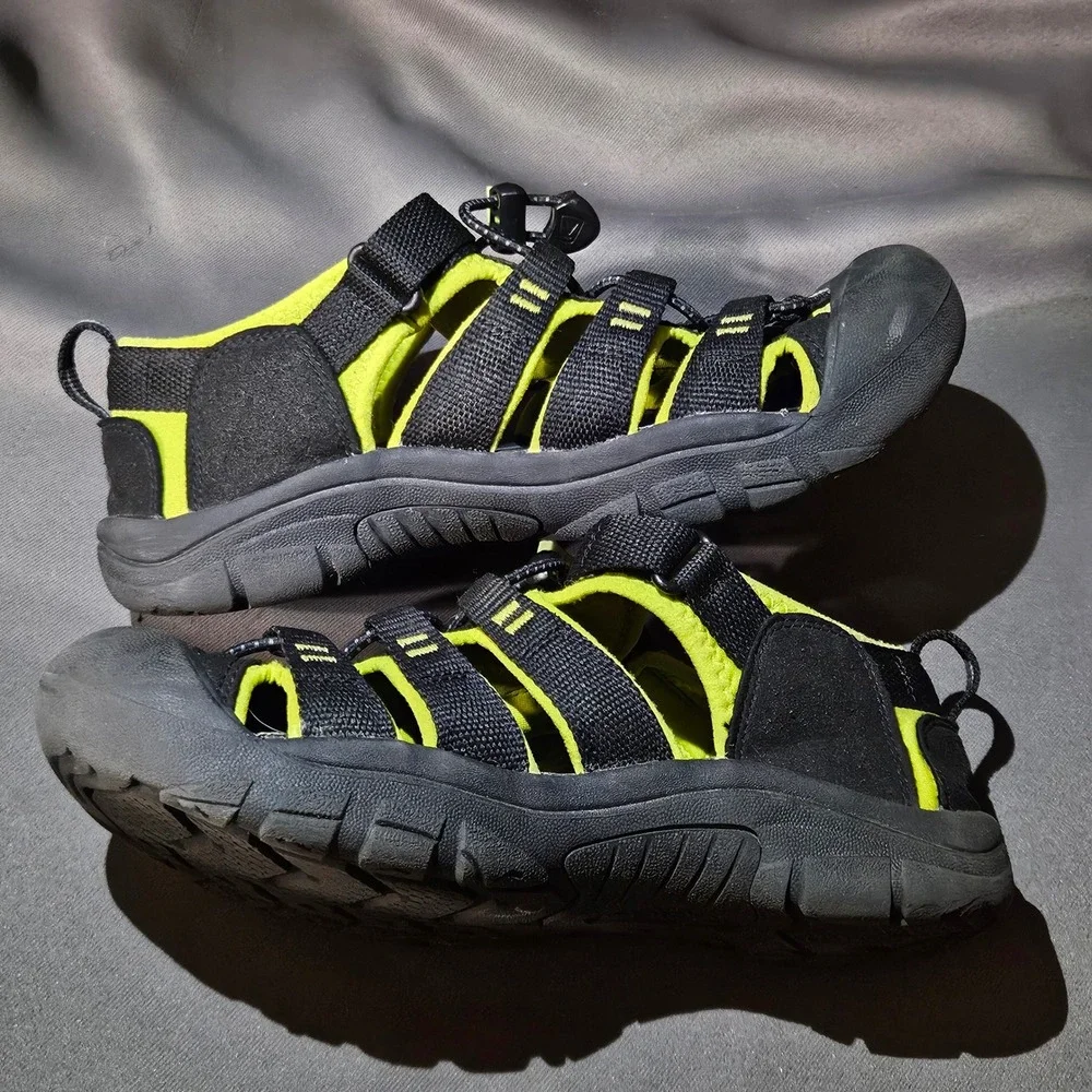 Keen Newport H2 Kids Water Sandals Black Lime Green‎ Size 4 US 36 EU 1009965